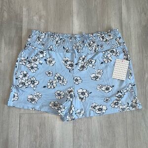 NWT - Bailey Lane - Floral Shorts‎